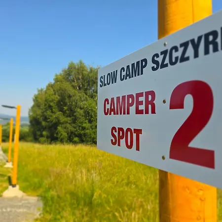 Slow Camp Pod Bieniatka - Namioty&camper Park *
