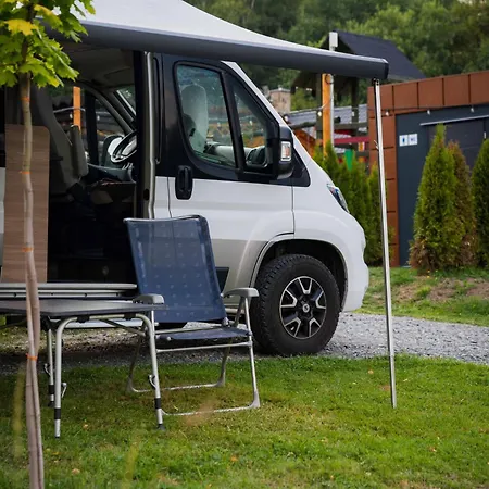 Kemping Slow Camp Pod Bieniatka - Namioty&camper Park
